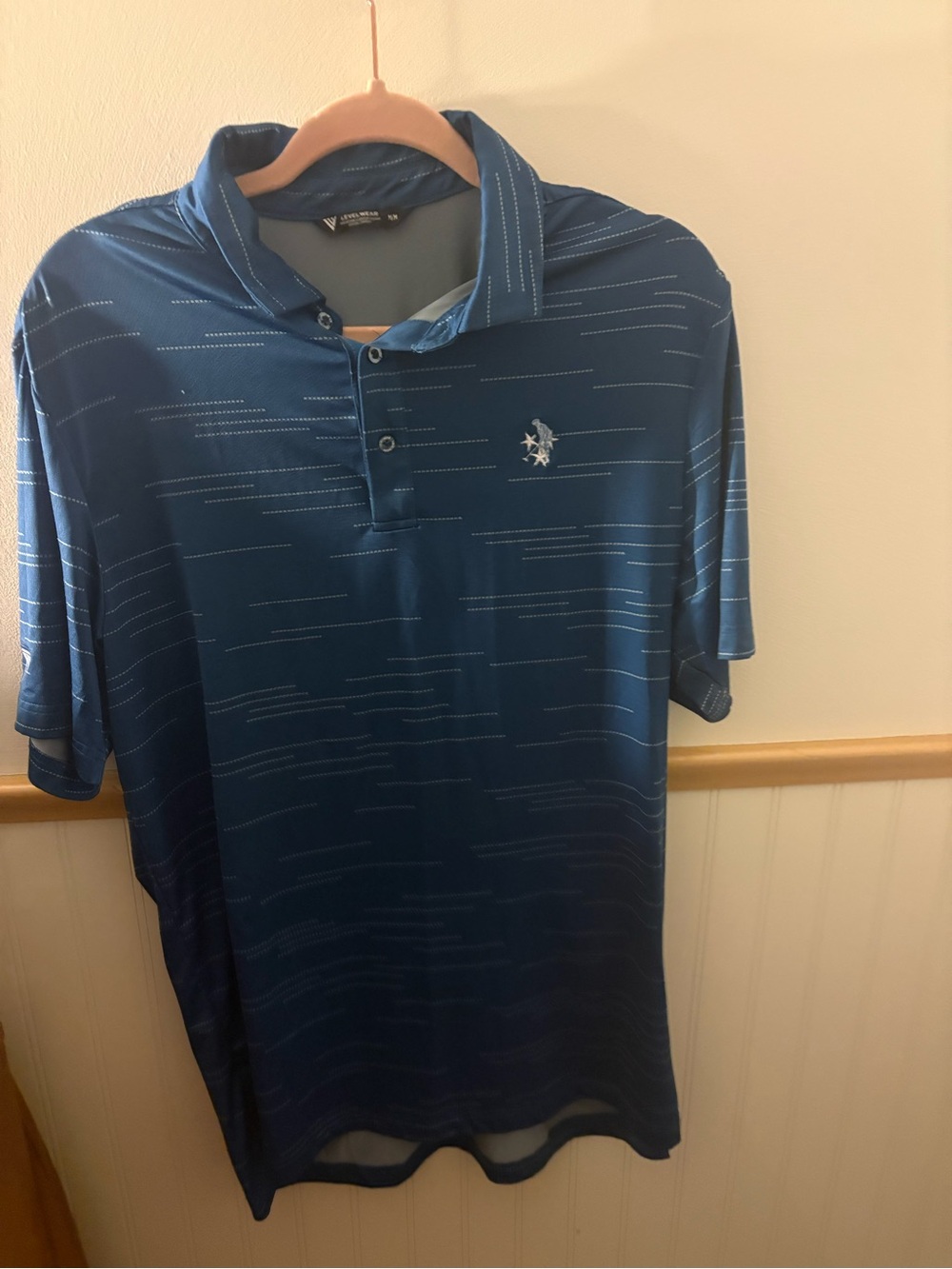 Levelwear Dixon Menβs M Blue Striped Golf Polo Performance Stretch Logo